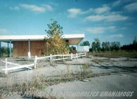 Cascade Drive-In Theatre - Cascade 1995 Courtesy Jerrica Lee